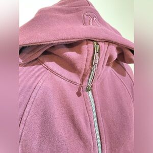 Lululemon Scuba Oversized Full-Zip Hoodie. Size 12. Colour: Plum.